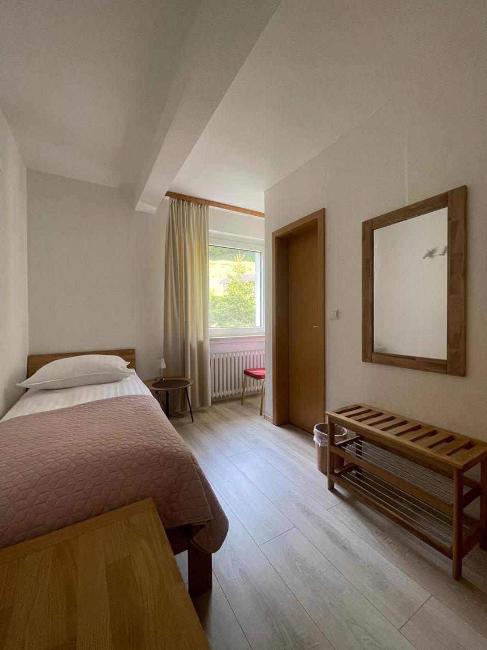 Am Berg Hotel-Restaurant แฮร์ซแบร์ก อัม ฮาร์ซ ภายนอก รูปภาพ